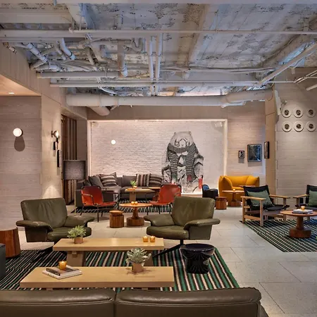 Moxy Nyc Times Square Hotel